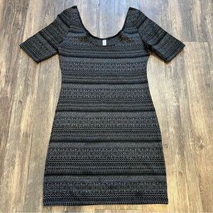 Xhilaration Black Grey Print Scoop Neck Short Sleeve Mini Bodycon Dress Casual M